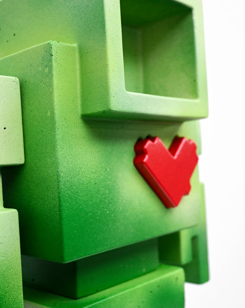 CONTRASTED 1ft Concrete Lovebot 1/1