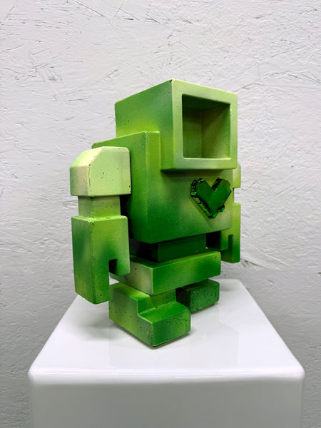 CONTRASTED 1ft Concrete Lovebot 1/1
