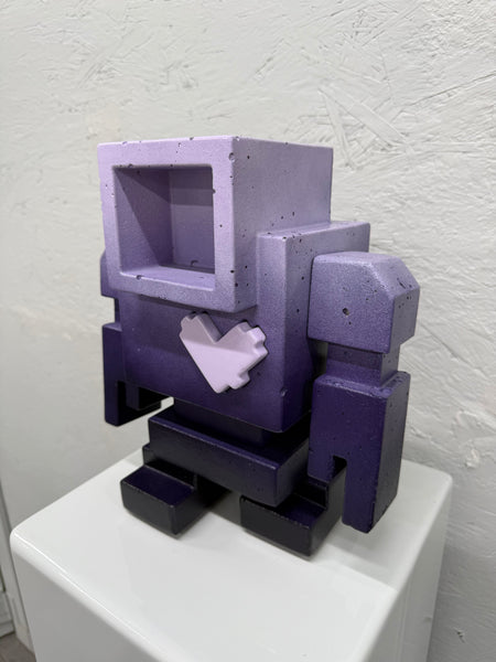 BBLK1-22 - 1ft Concrete Lovebot Sculpture