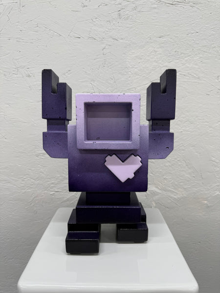 BBLK1-22 - 1ft Concrete Lovebot Sculpture