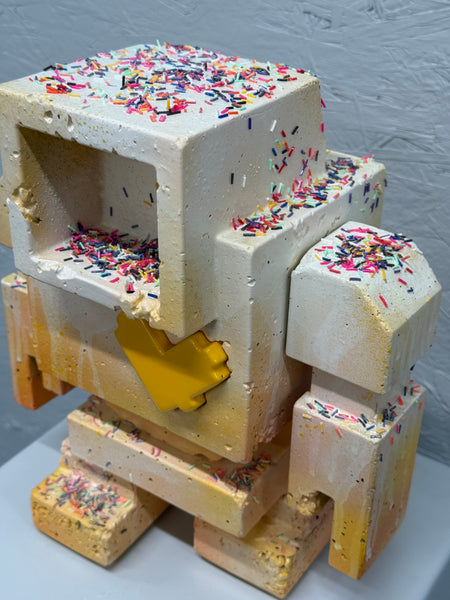 LEMON CUSTARD SUNDAE - 1ft Concrete Lovebot Sculpture