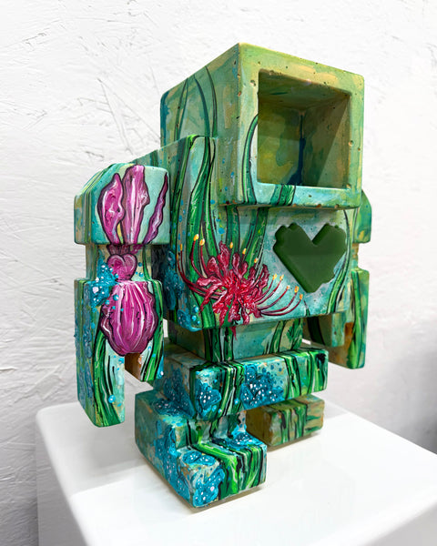 Veloria a.k.a Unique 1 - 1ft Concrete Lovebot